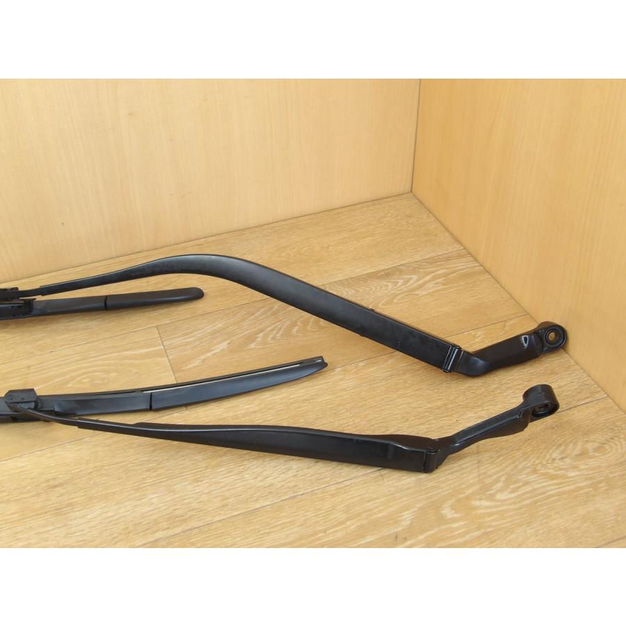 H29 フーガ HY51 フロントワイパーアーム左右 |  | 01