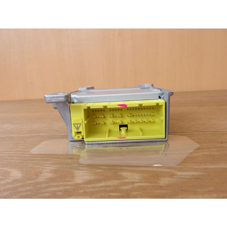 H21 プリウス ZVW30 エアバッグコンピューター/ABコンピューター |  | 03