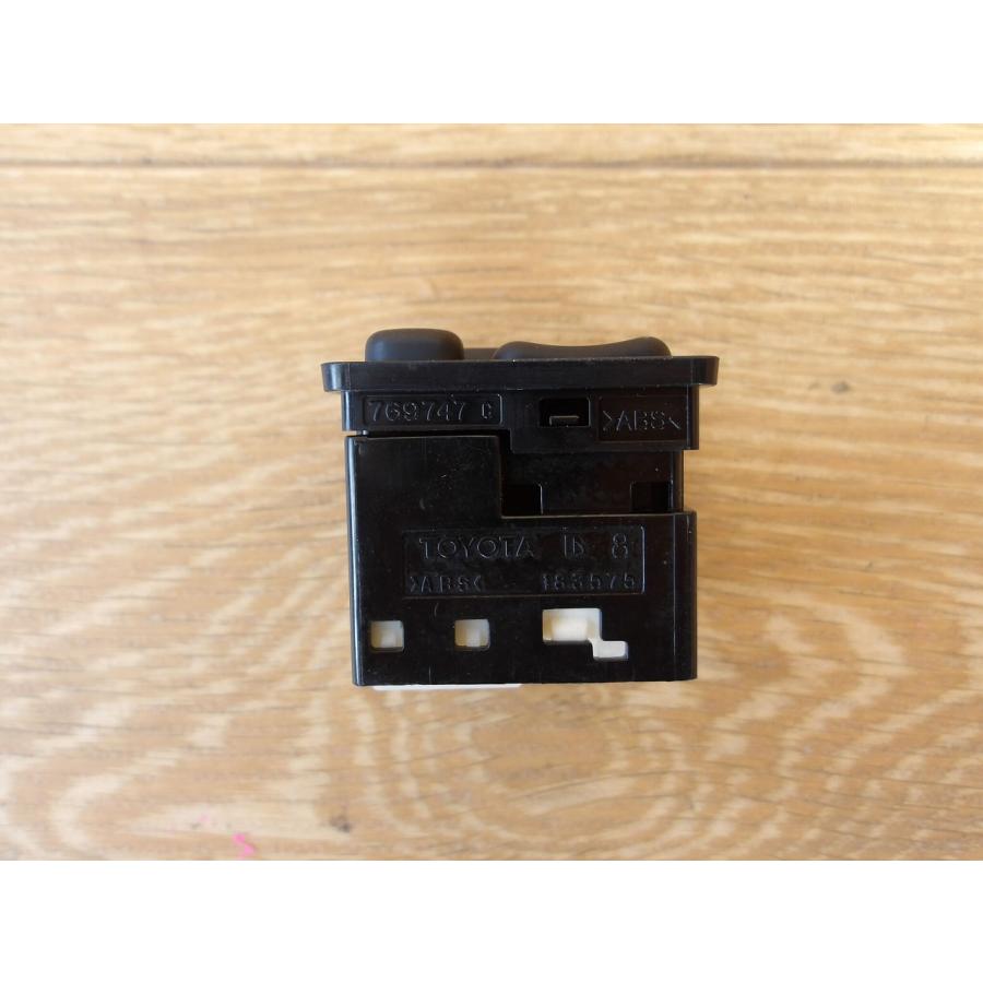 H21 プリウス ZVW30 ミラースイッチ |  | 02