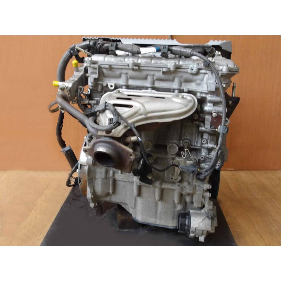 【要コア返却;着払送状同封】H21 プリウス ZVW30 2ZRFXE エンジン本体 |  | 01