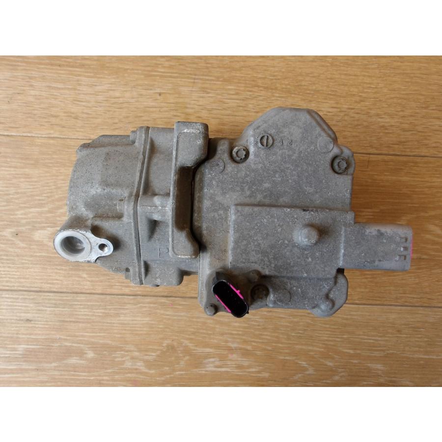 H21 プリウス ZVW30 エアコンコンプレッサー/ACコンプレッサー |  | 01