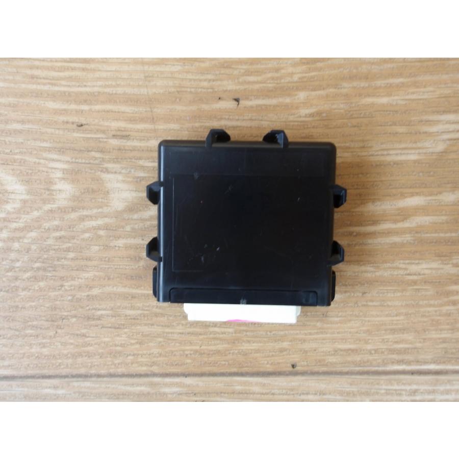 H23 ヴォクシー ZRR70G ヘッドライトオートレベリングコンピューター |  | 02