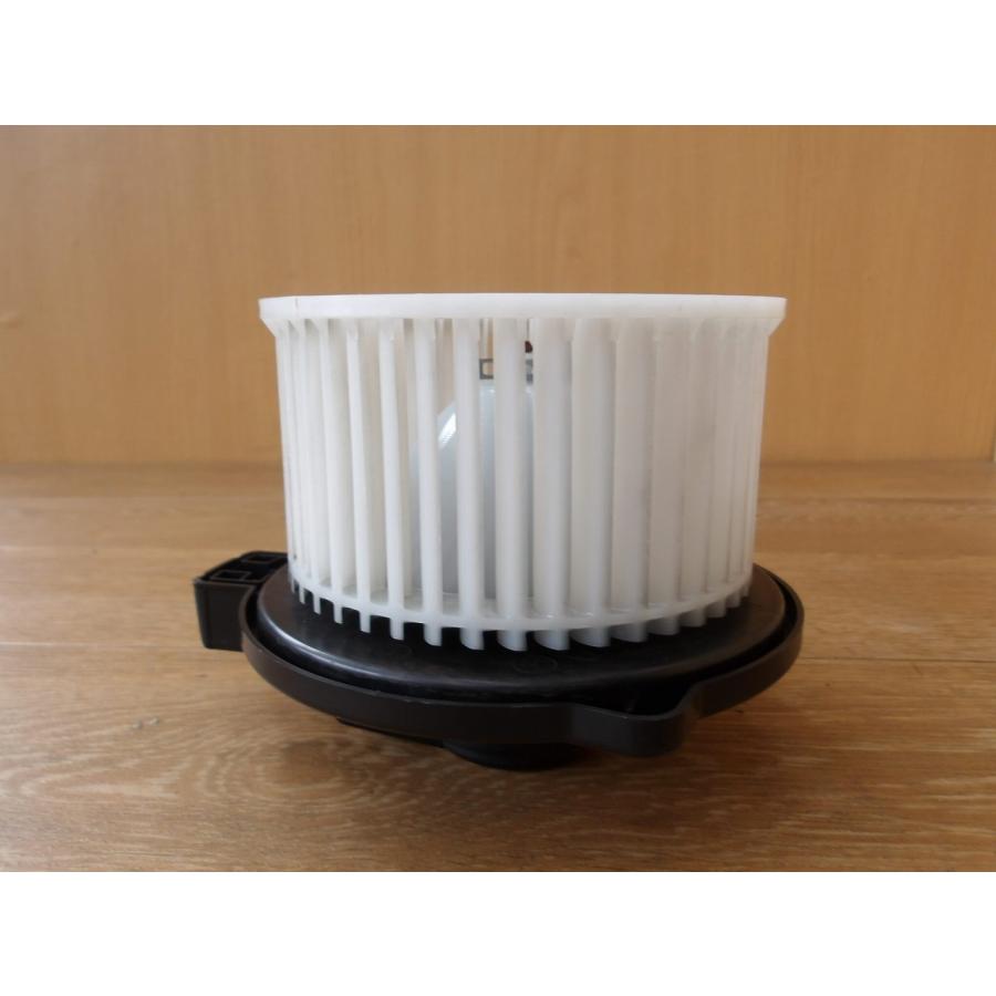 H21 デミオ DE3FS ヒーターモーター/ブロアファン |  | 02