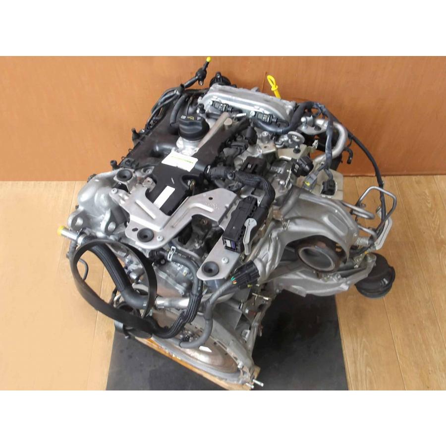 【要コア返却;着払送状同封】H27 スカイライン YV37 274A エンジン本体 |  | 01