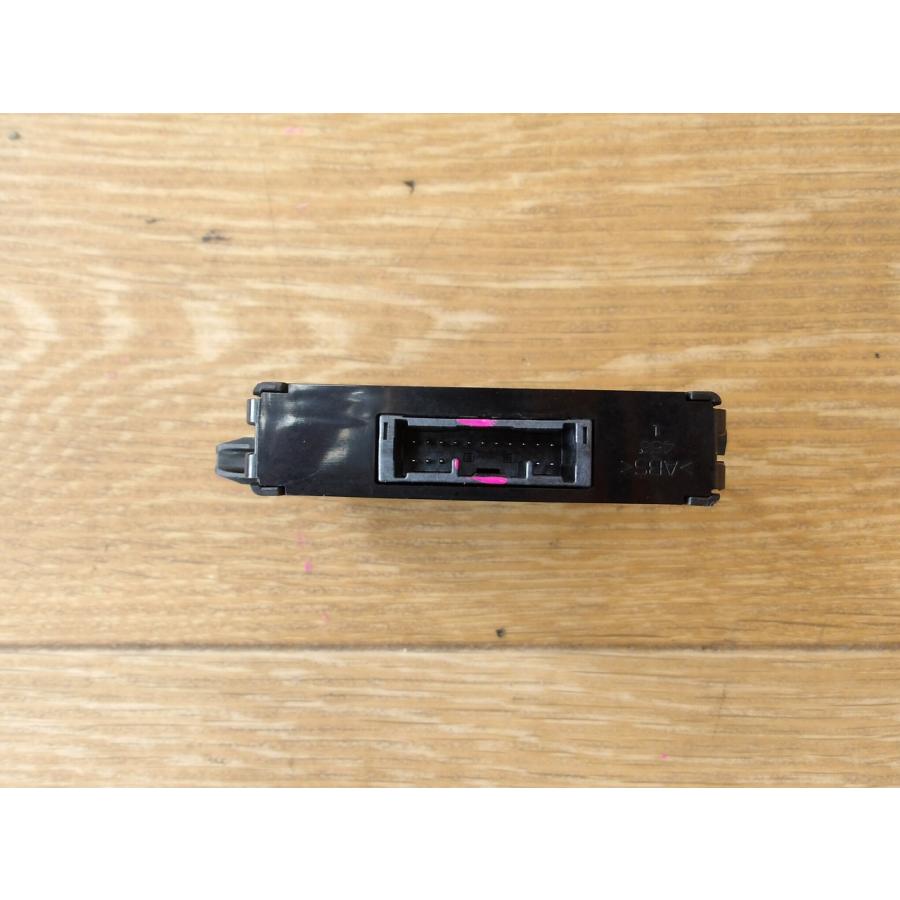 H29 ヒノ レンジャー FD2ABA イモビライザーコンピューター |  | 03