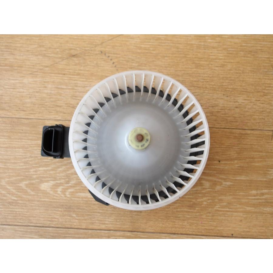 H29 ヒノ レンジャー FD2ABA ヒーターモーター/ブロアファン |  | 01