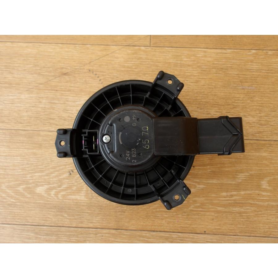 H29 ヒノ レンジャー FD2ABA ヒーターモーター/ブロアファン |  | 03