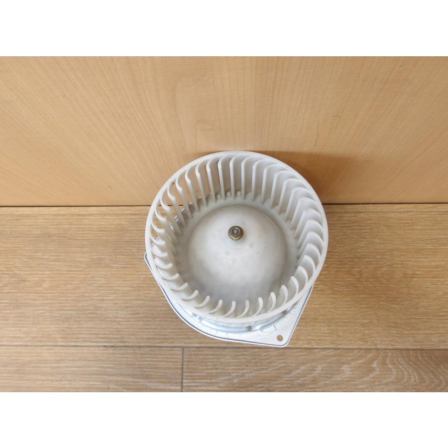 H17 クリッパー U71T ヒーターモーター/ブロアファン |  | 01