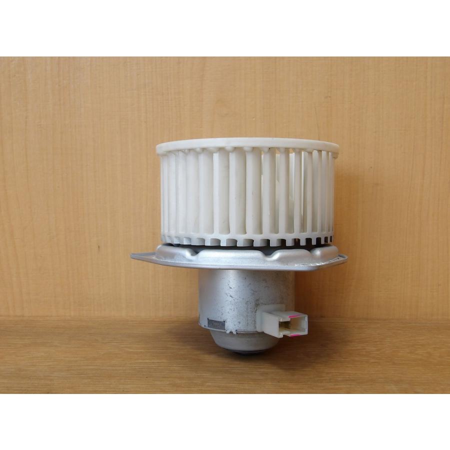 H17 クリッパー U71T ヒーターモーター/ブロアファン |  | 02