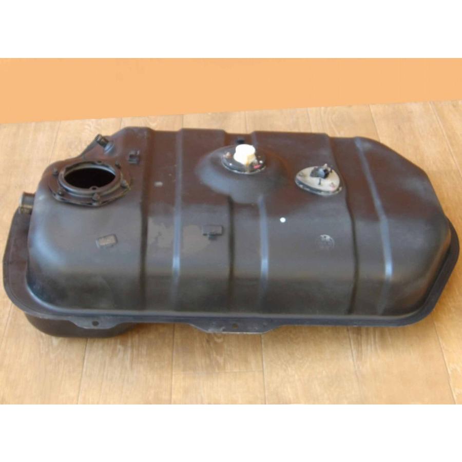 H17 クリッパー U71T フューエルタンク/ガソリンタンク/燃料タンク |  | 02