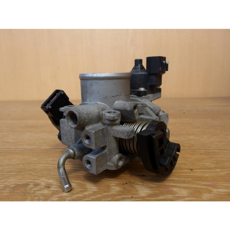 H17 クリッパー U71T 3G83 スロットルボディ/スロットルバルブ |  | 01