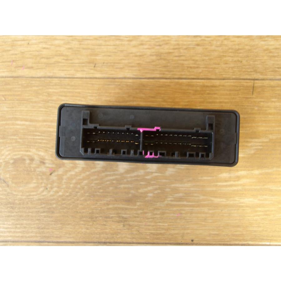 H11 ミニキャブ U62T 3G83 エンジンコンピューター/エンジンコントロールユニット/ECU |  | 03