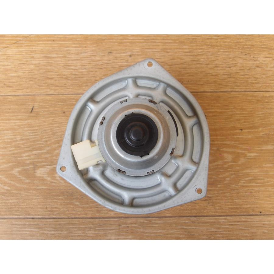 H11 ミニキャブ U62T ヒーターモーター/ブロアファン |  | 03