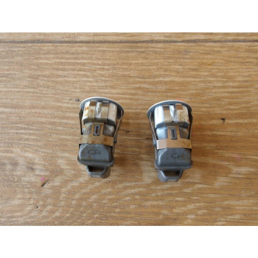 H24 エルグランド TE52 リアナンバーセンサー2点 |  | 03