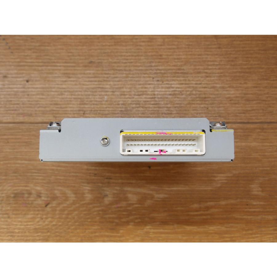 R3 キックス P15 カメラコントロール/コンピューター |  | 03