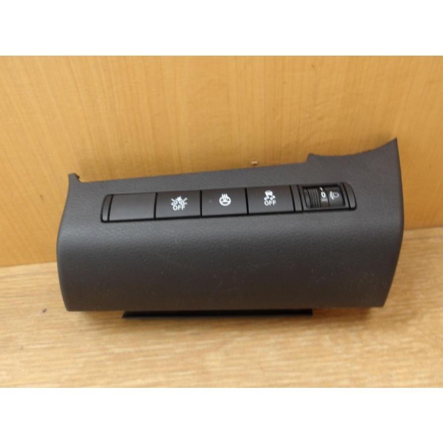 R3 キックス P15 スイッチ |  | 01