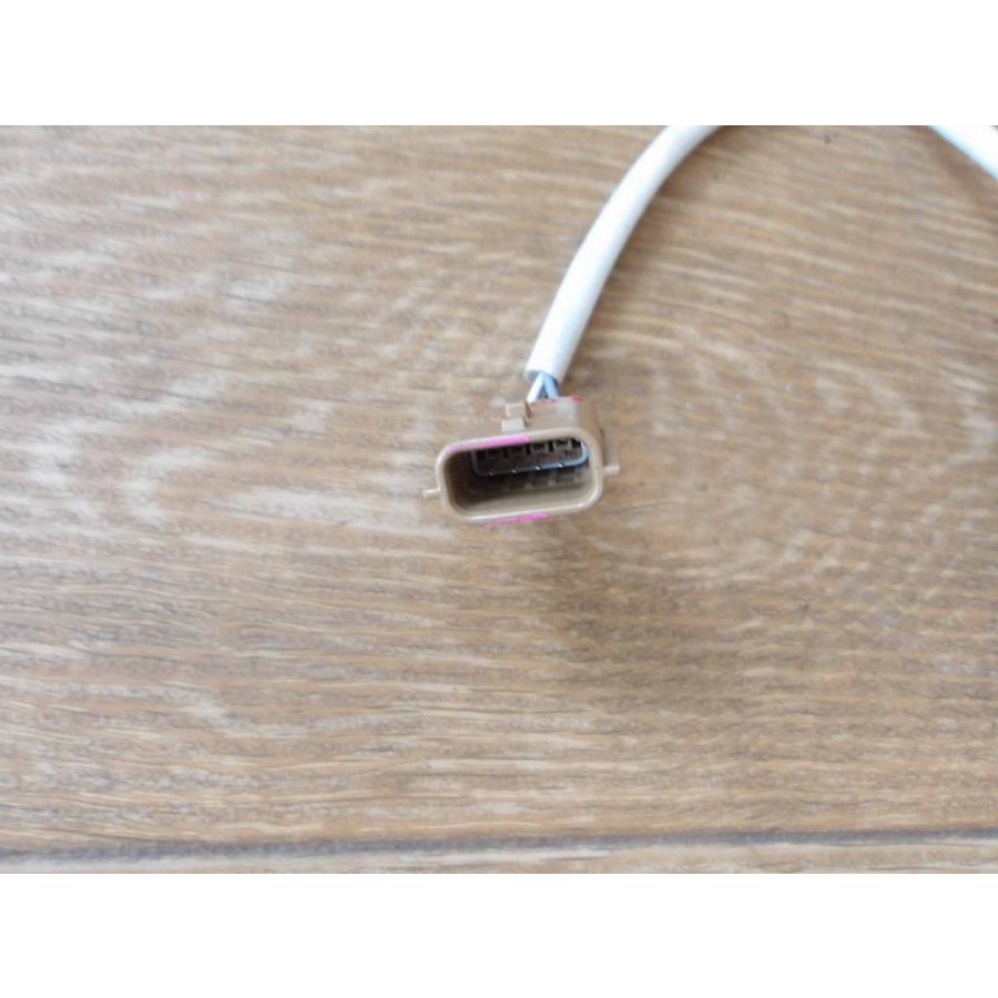 R3 キックス P15 センターマフラー分 オーツ―センサー/02センサー/O2センサー |  | 01