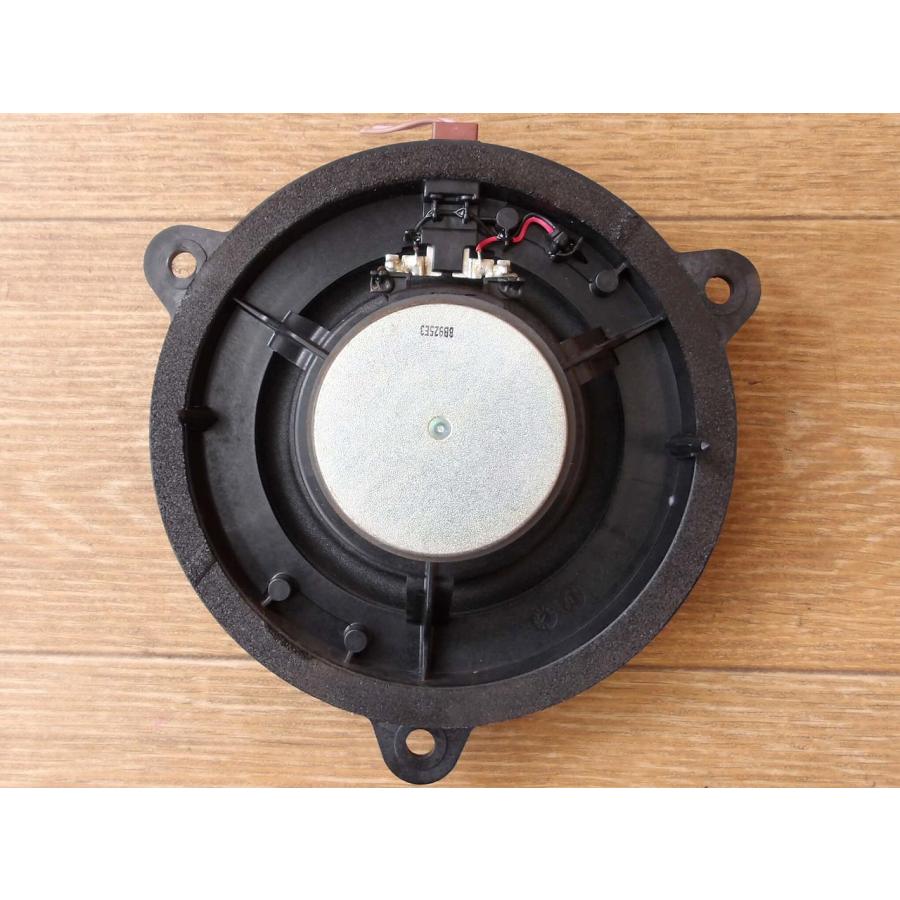 R2 スカイライン RV37 BOSE リア スピーカー |  | 02