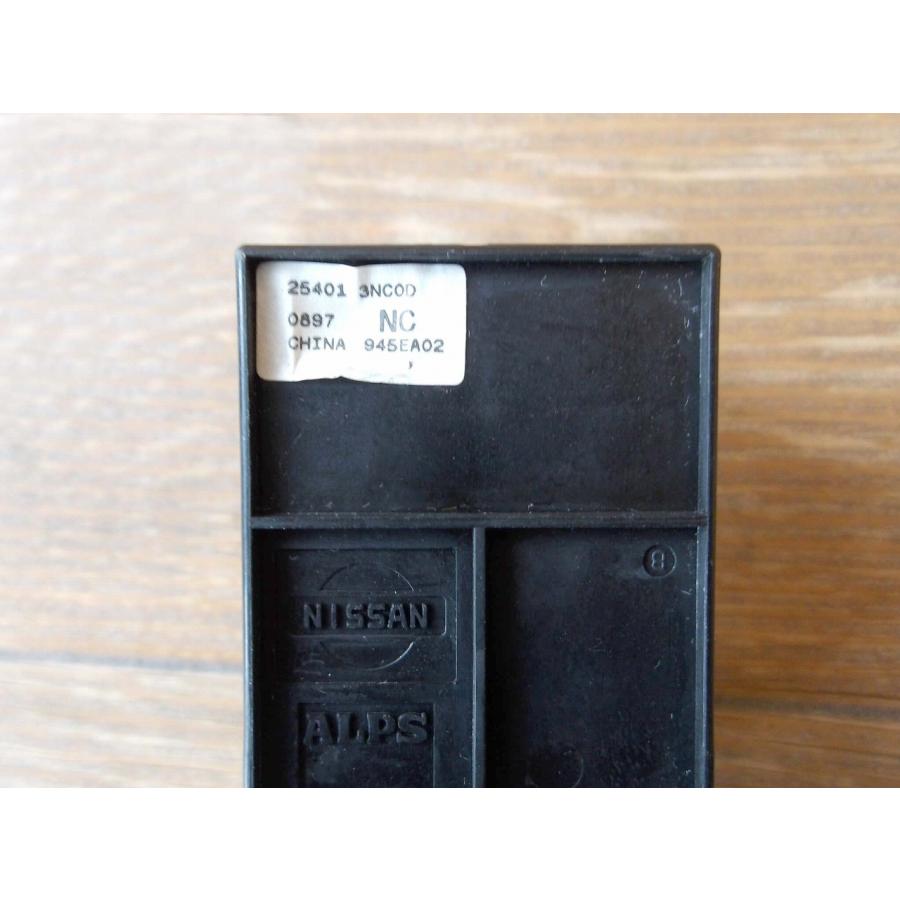 H29 リーフ AZE0 パワーウインドウスイッチ/PWスイッチ |  | 03