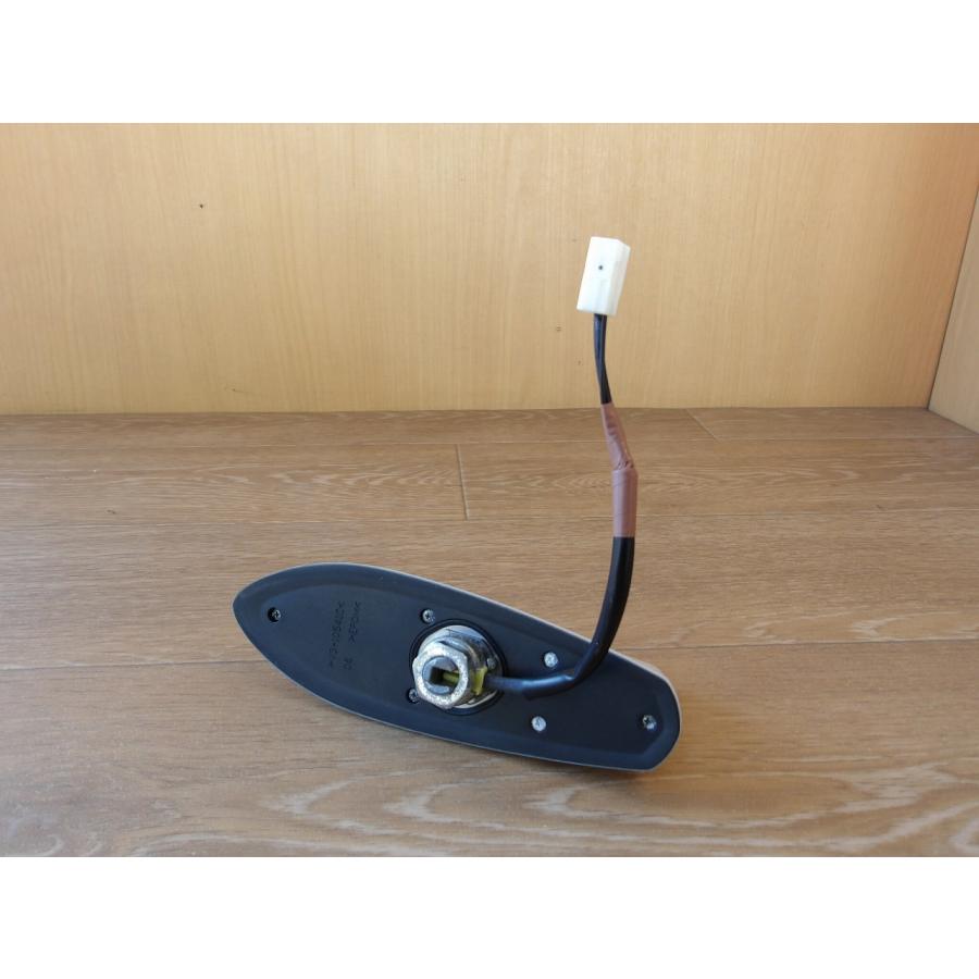 H28 ８６ ZN6 アンテナ/ルーフアンテナ/シャークアンテナ |  | 03