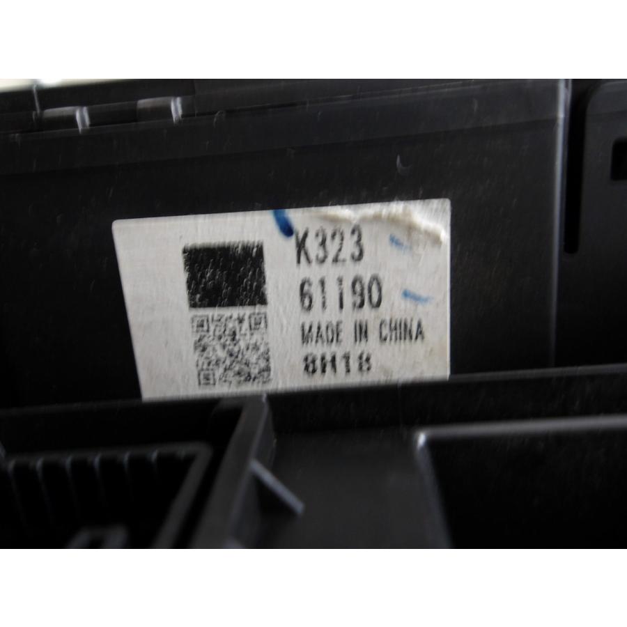 R1 CX-8 KG2P エアコンパネル/ACパネル/ACスイッチ/エアコン操作パネル |  | 03