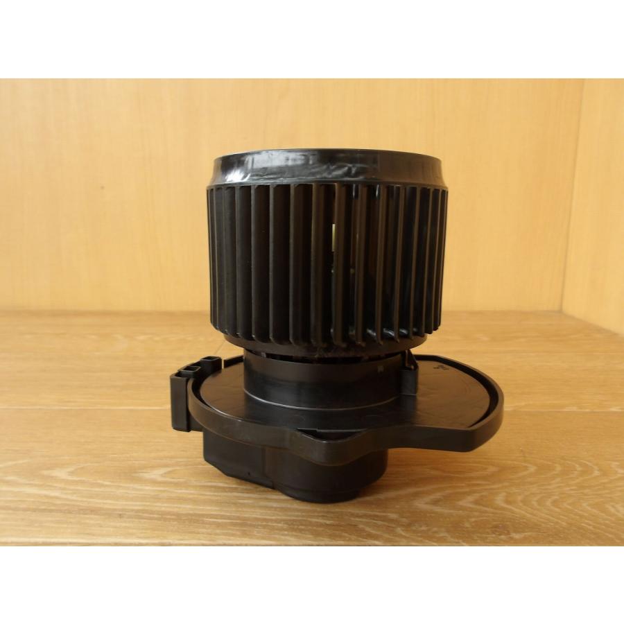 R1 CX-8 KG2P リア用 ヒーターモーター/ブロアファン |  | 02