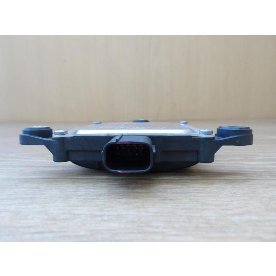 R2 ＸＶ GTE ブラインドスポットモニター/コンピューター |  | 03