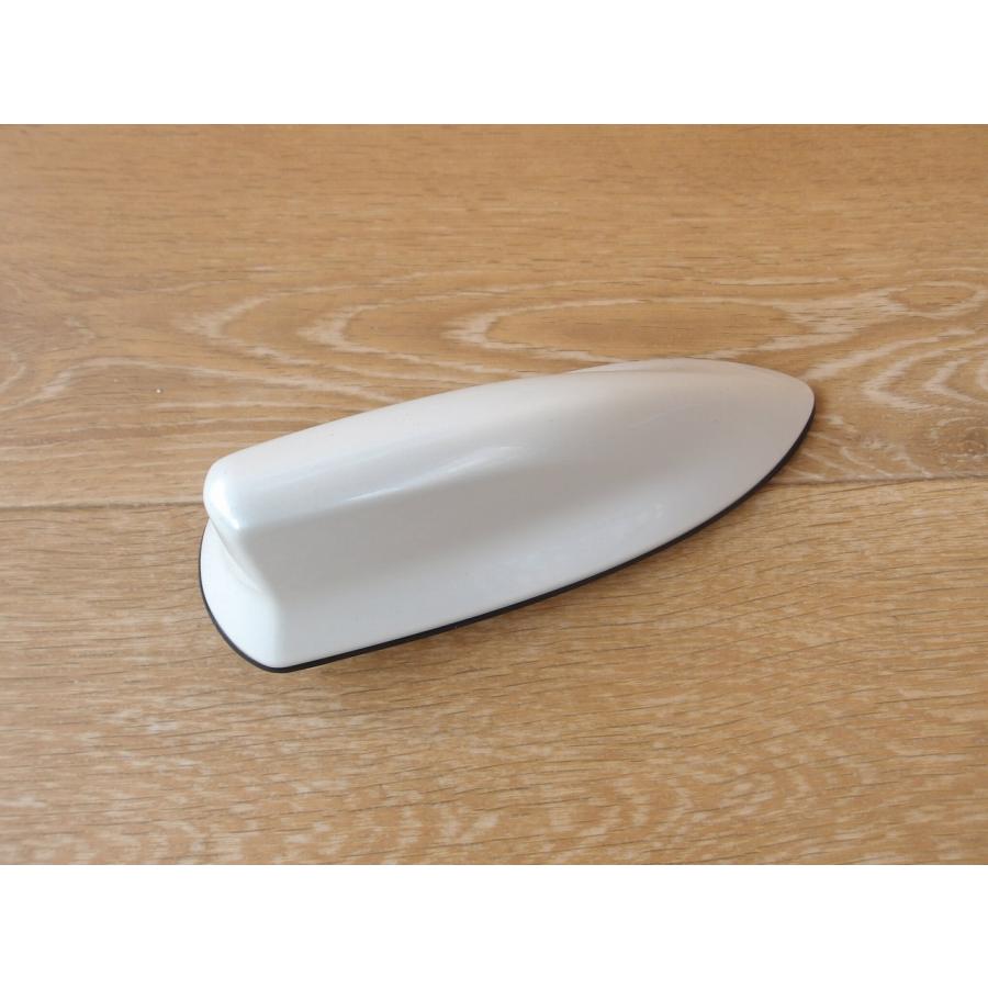 R3 ヤリスクロス MXPJ15 アンテナ/ルーフアンテナ/シャークアンテナ |  | 02