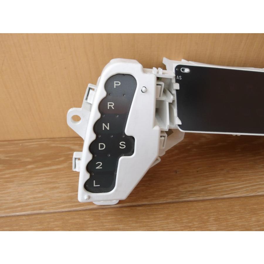 H16 エスティマＴ MCR40W テルテールランプ |  | 01