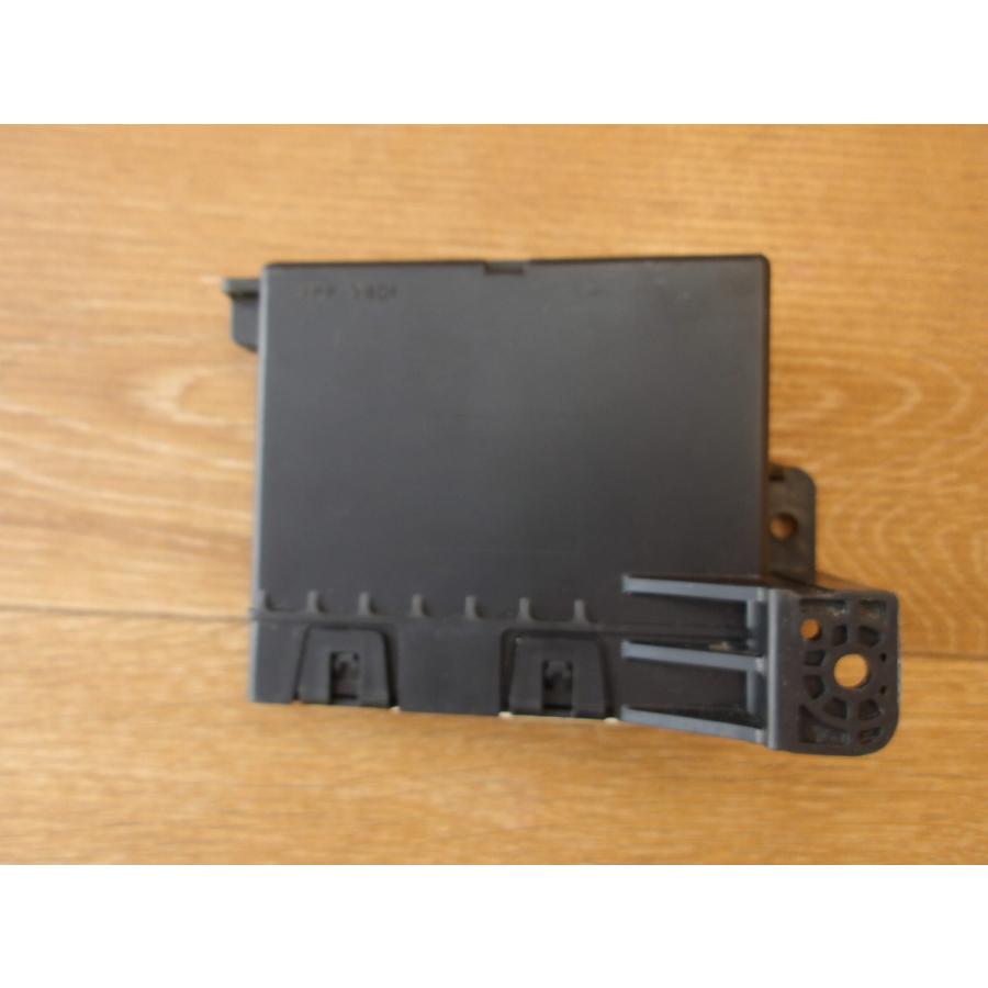 H23 レクサス CT200 ZWA10 エアコンアンプ/ACアンプ/A/Cアンプリファイア |  | 02