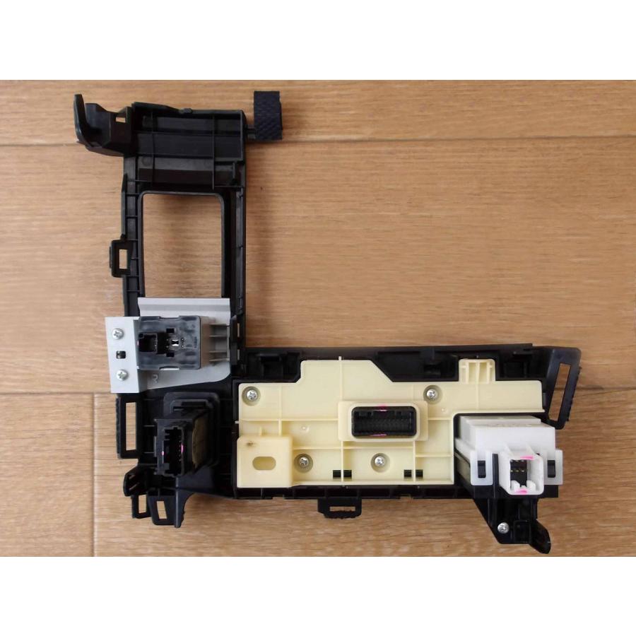 H23 レクサス CT200 ZWA10 スイッチ |  | 02