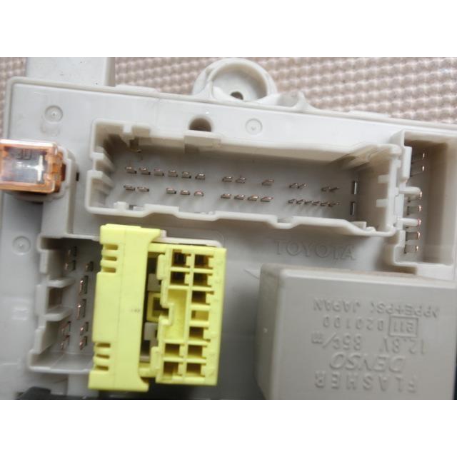 H14 アルファードV MNH15W 右側 ヒューズボックス/フューズボックス/ドライバーサイドジャンクションブロック |  | 03