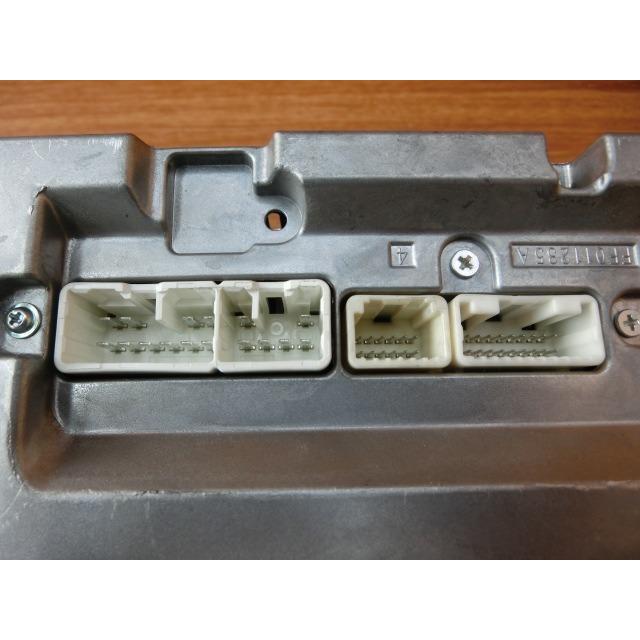 H20 クラウン GRS200 CD/MDプレーヤー/オーディオ/ステレオ |  | 02