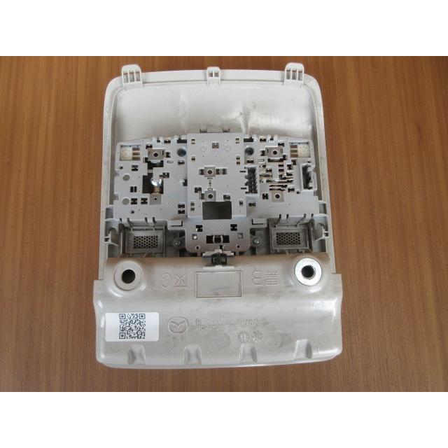 H25 CX-5 KE2FW/KE2AW ルームランプ/室内灯 |  | 02