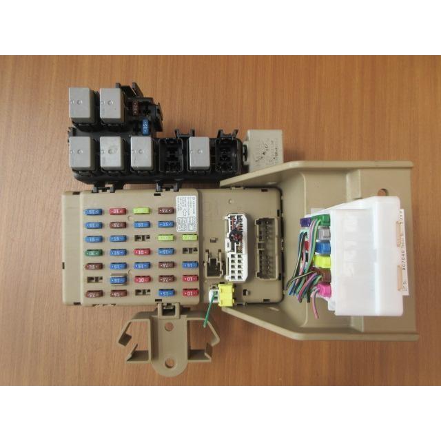 H20 エクシーガ YA4/YA5/YAM/YA9 ヒューズボックス/フューズボックス |  | 01