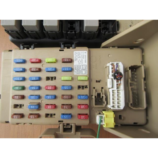 H20 エクシーガ YA4/YA5/YAM/YA9 ヒューズボックス/フューズボックス |  | 02