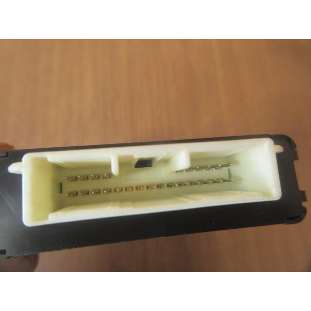 H23 SAI AZK10 ヘッドランプレベリングコンピューター |  | 02