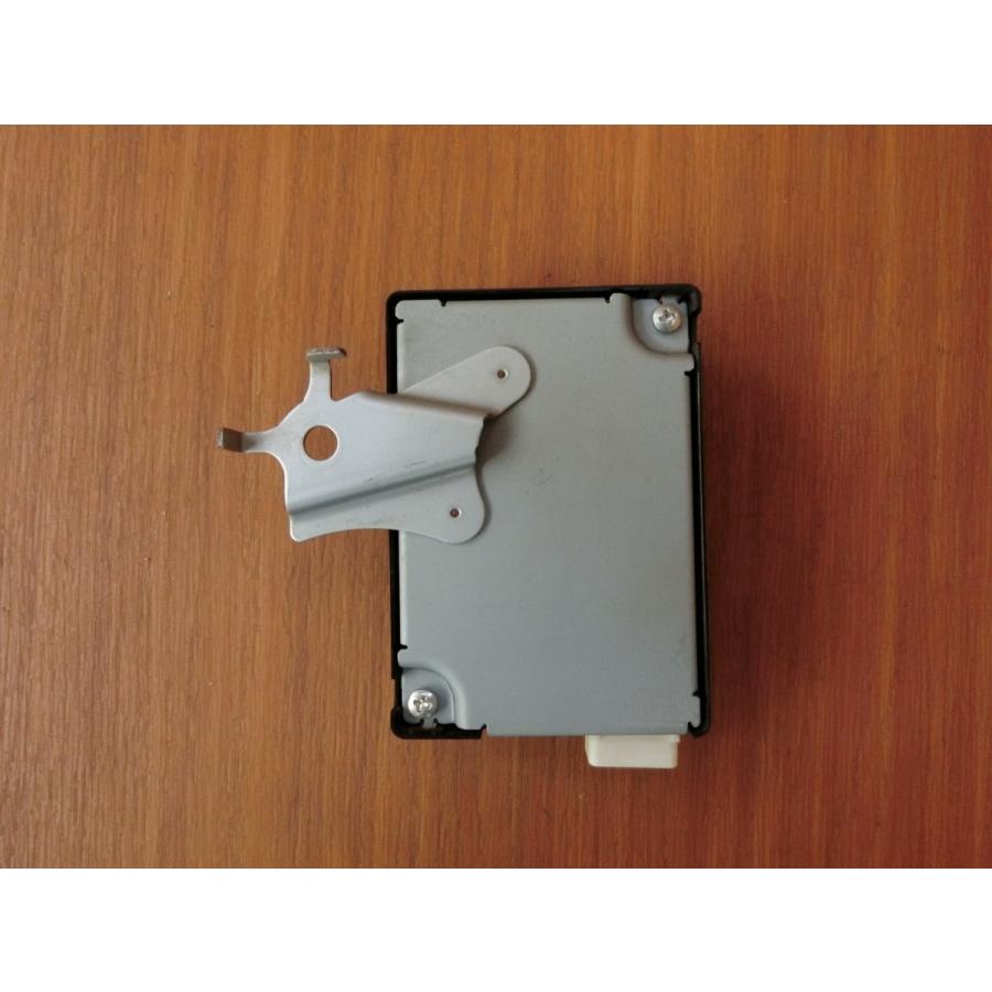 H26 レクサス IS250 GSE30 キーレスコンピューター |  | 03