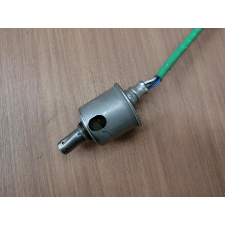 H26 レクサス IS250 GSE30 リア右分 オーツ―センサー/02/O2 |  | 04