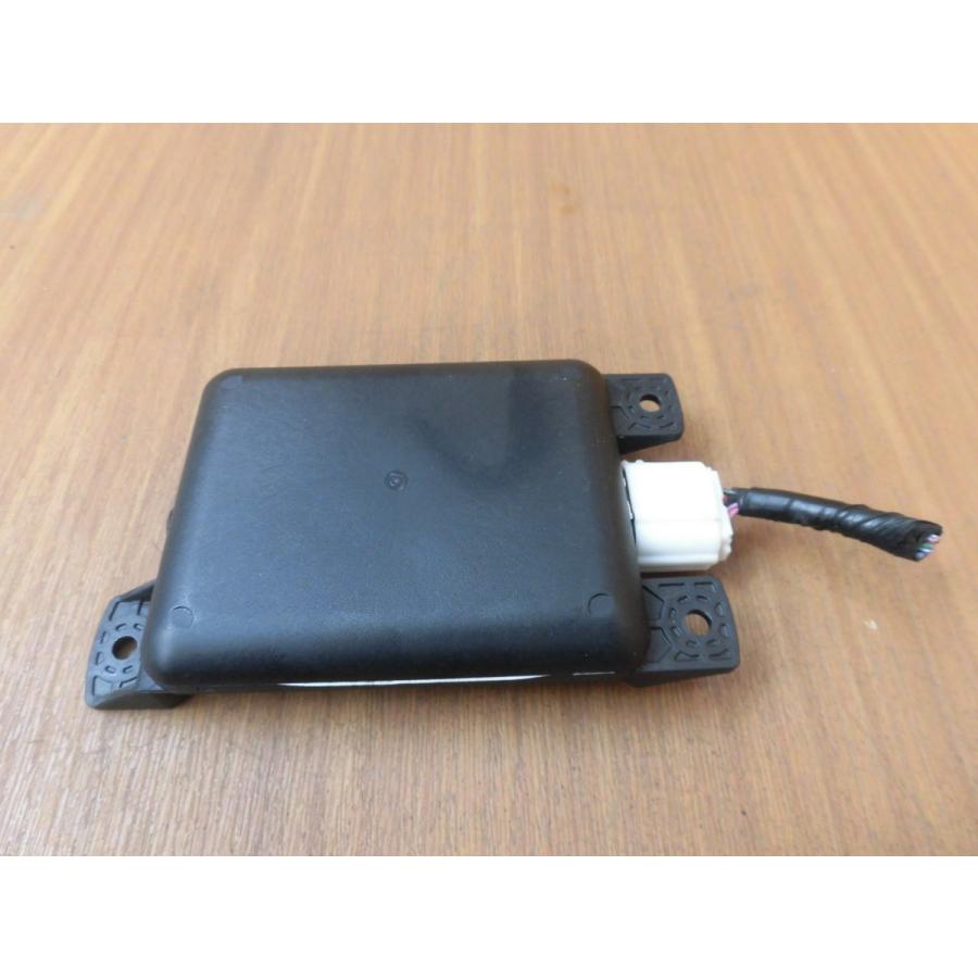 H27 CX-5 KE2FW 右レーンアシストコンピューター |  | 03