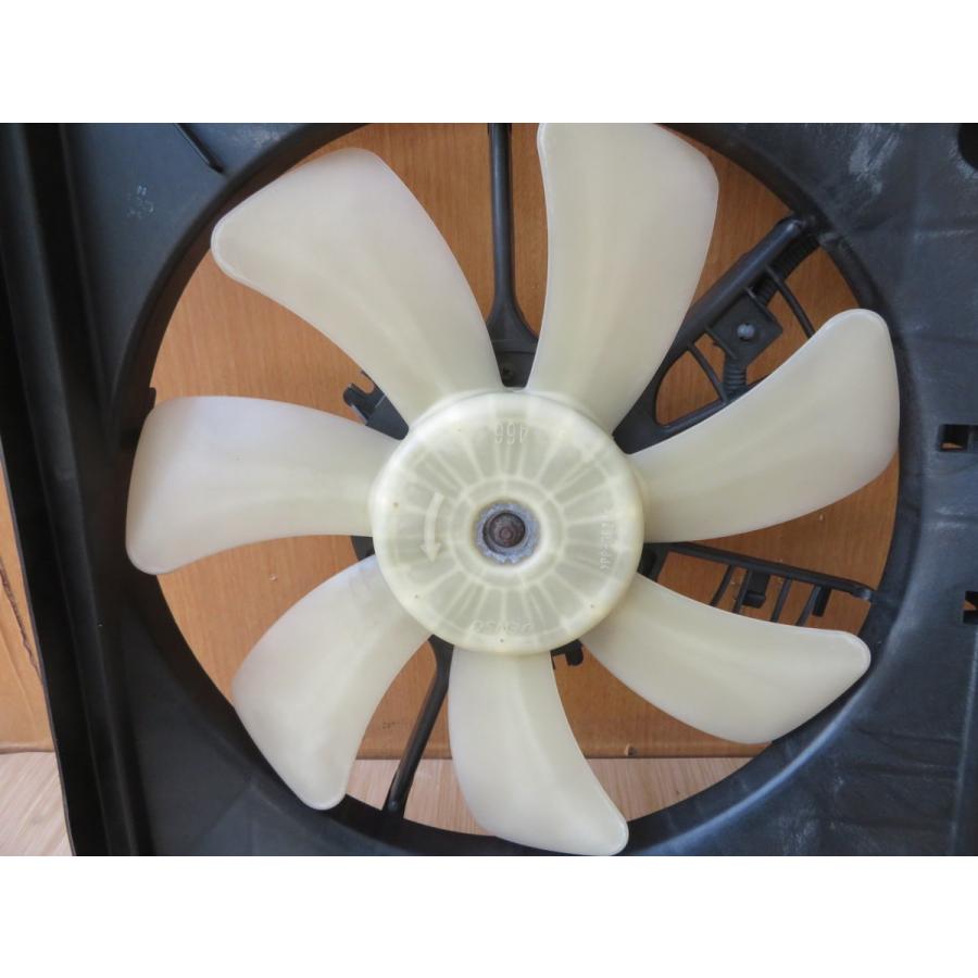 H14 ノア AZR60G 電動ファン/クーリングファン/クーラーコン/冷却ファン |  | 01