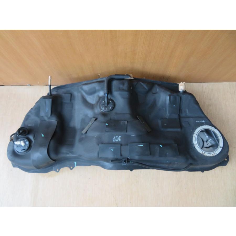 H17 レクサス IS250 GSE20 フューエルタンク/ガソリンタンク/燃料タンク |  | 02