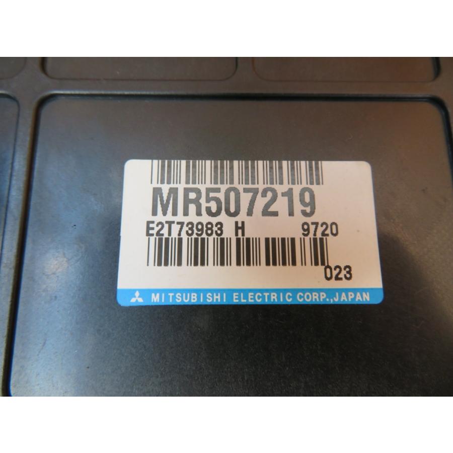 H11 タウンボックス U61W 3G83 エンジンコンピューター/エンジンコントロール/ECU |  | 01
