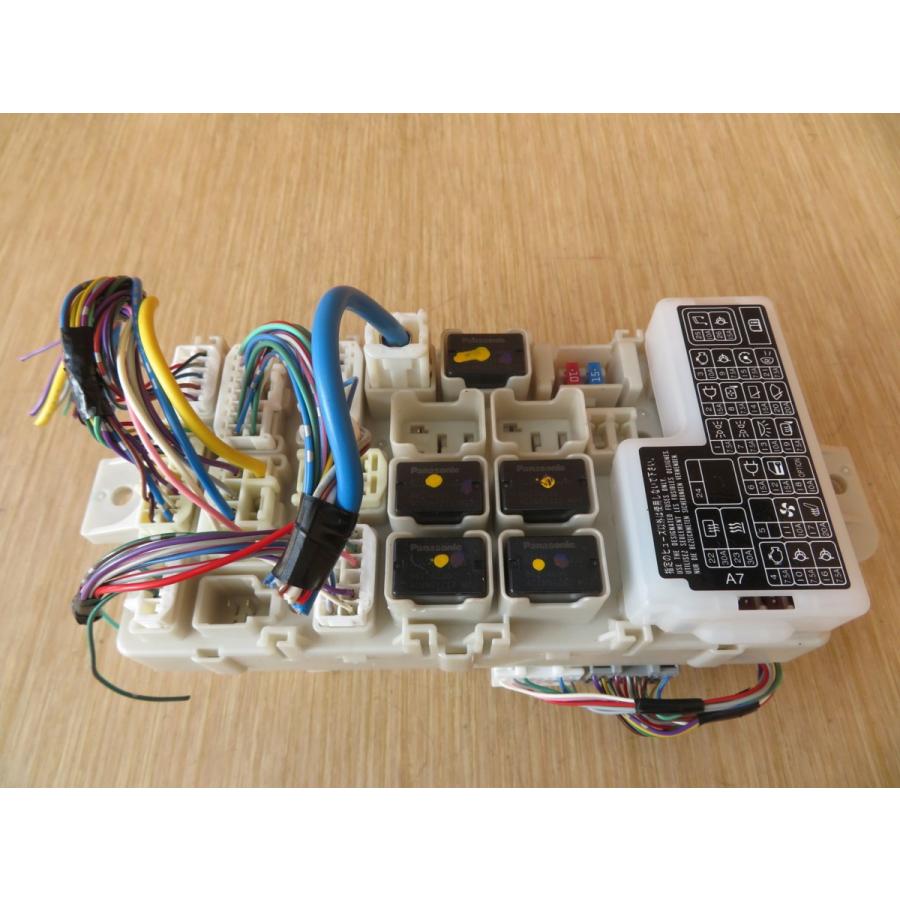 H30 eKワゴン B11W ヒューズボックス/フューズボックス |  | 02