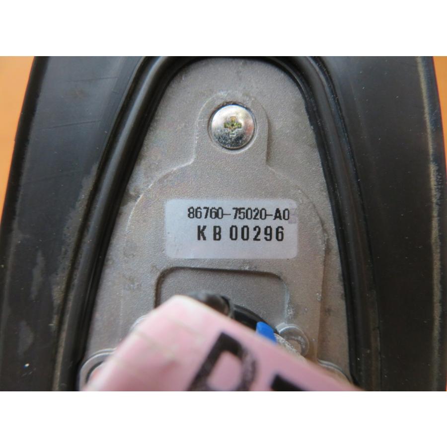 H22 レクサス HS250 ANF10 アンテナ/ルーフアンテナ/シャークアンテナ |  | 04