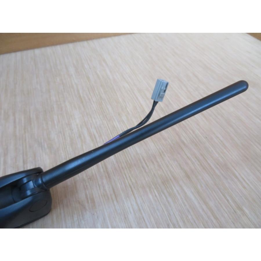 H25 エクストレイル NT32 アンテナ/ルーフアンテナ |  | 01