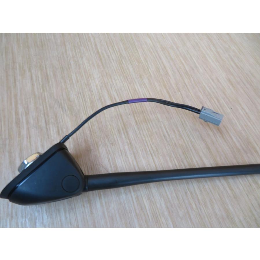 H25 エクストレイル NT32 アンテナ/ルーフアンテナ |  | 02