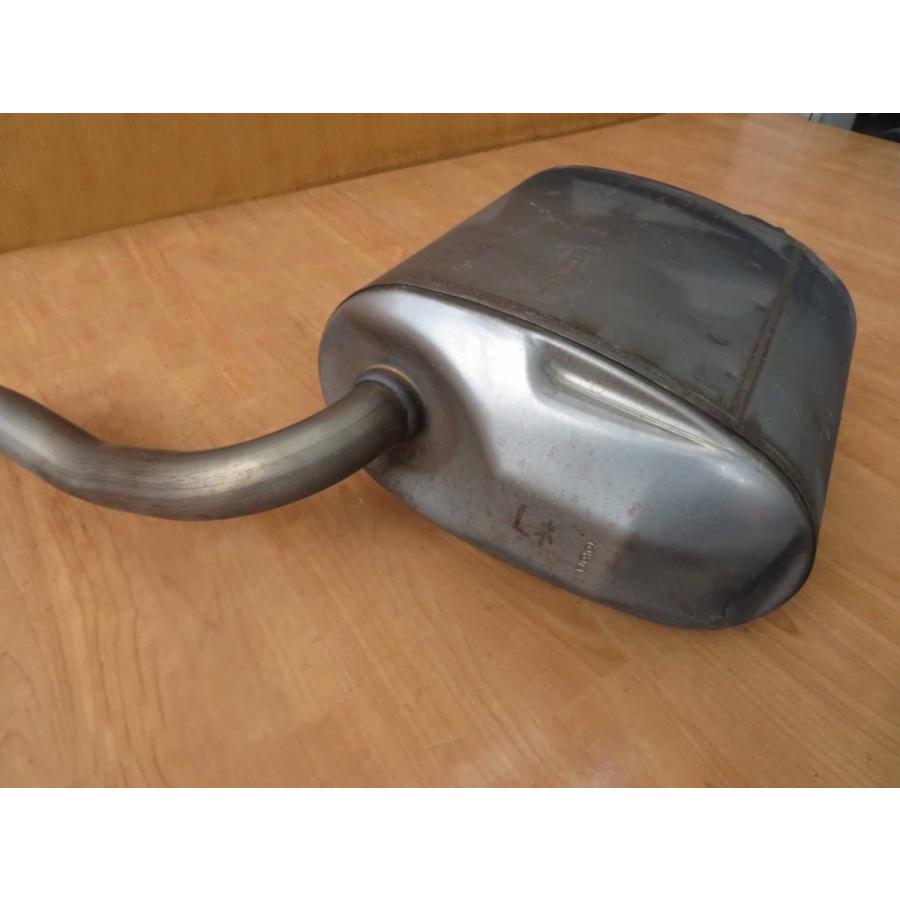 H25 レクサス IS300 AVE30 左リアマフラー/Rマフラー |  | 02