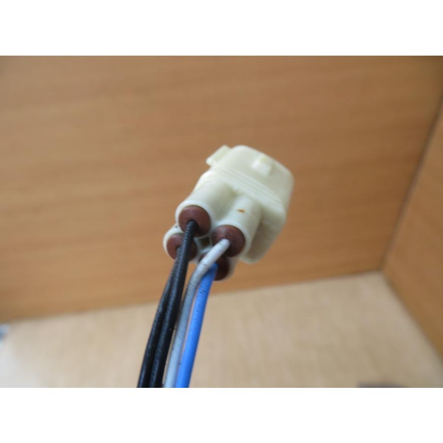 H25 レクサス IS300 AVE30 オーツ―センサー/02/O2 (空燃比センサー) (エキマニ分) |  | 04