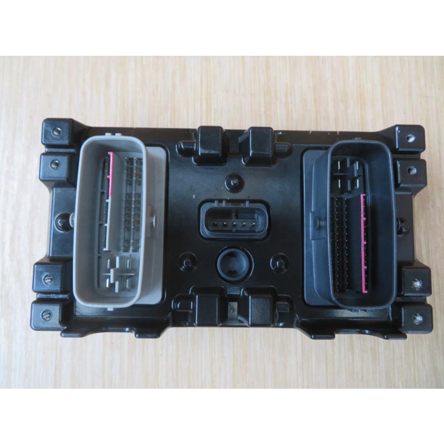 H25 レクサス IS300 AVE30 スキッドコントロールコンピューター ABS&TRC&VSC |  | 02